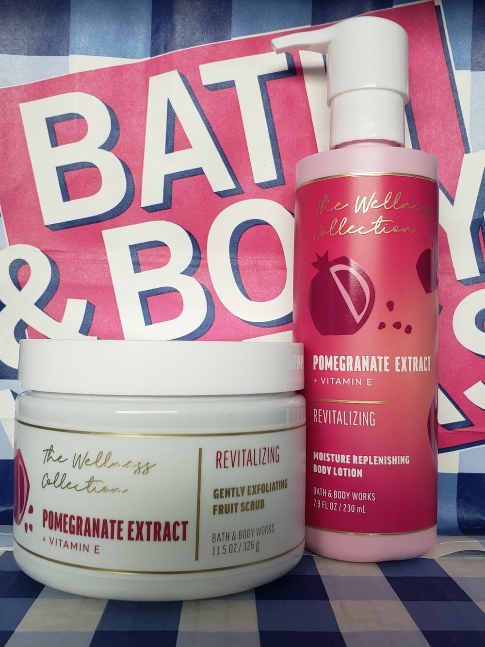 BBW Pomegranate Extract Exfoliating Fruit Scrub & Moisture Replenishing Lotion